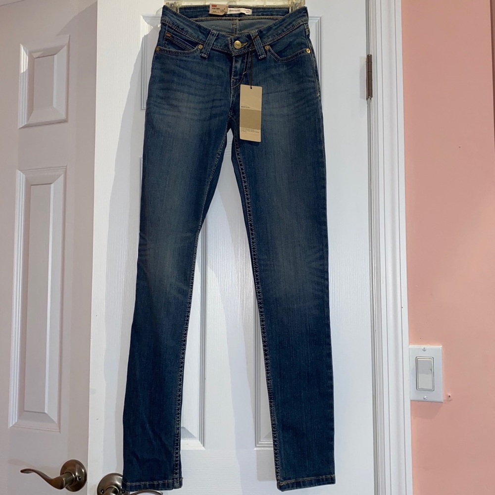 NWT Levi's Bold Curve Skinny Jeans Low Rise